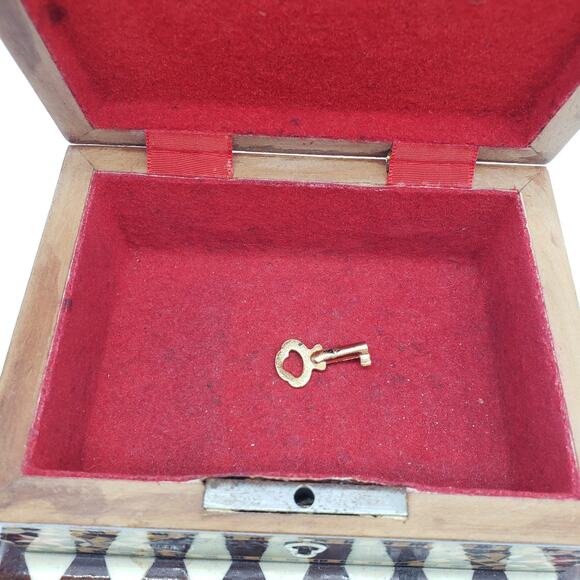 VTG Locking Wood Marquetry Handmade Jewelry Trinket‎ Box Intricate Inlaid w/ Key - Picture 7 of 16